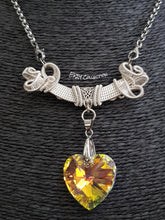 Load image into Gallery viewer, Sparkling Love Necklace
