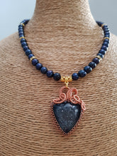 Load image into Gallery viewer, Sweet Black Necklace